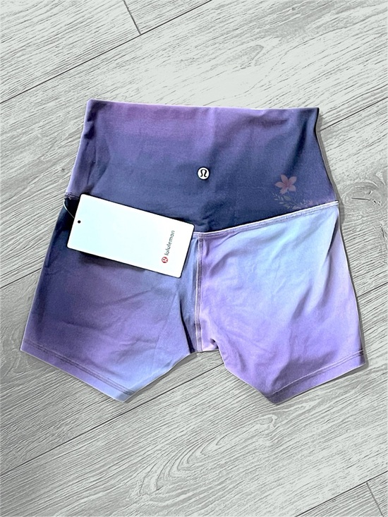 lululemon athletica Pants - Lululemon Align Shorts 4” NWT!